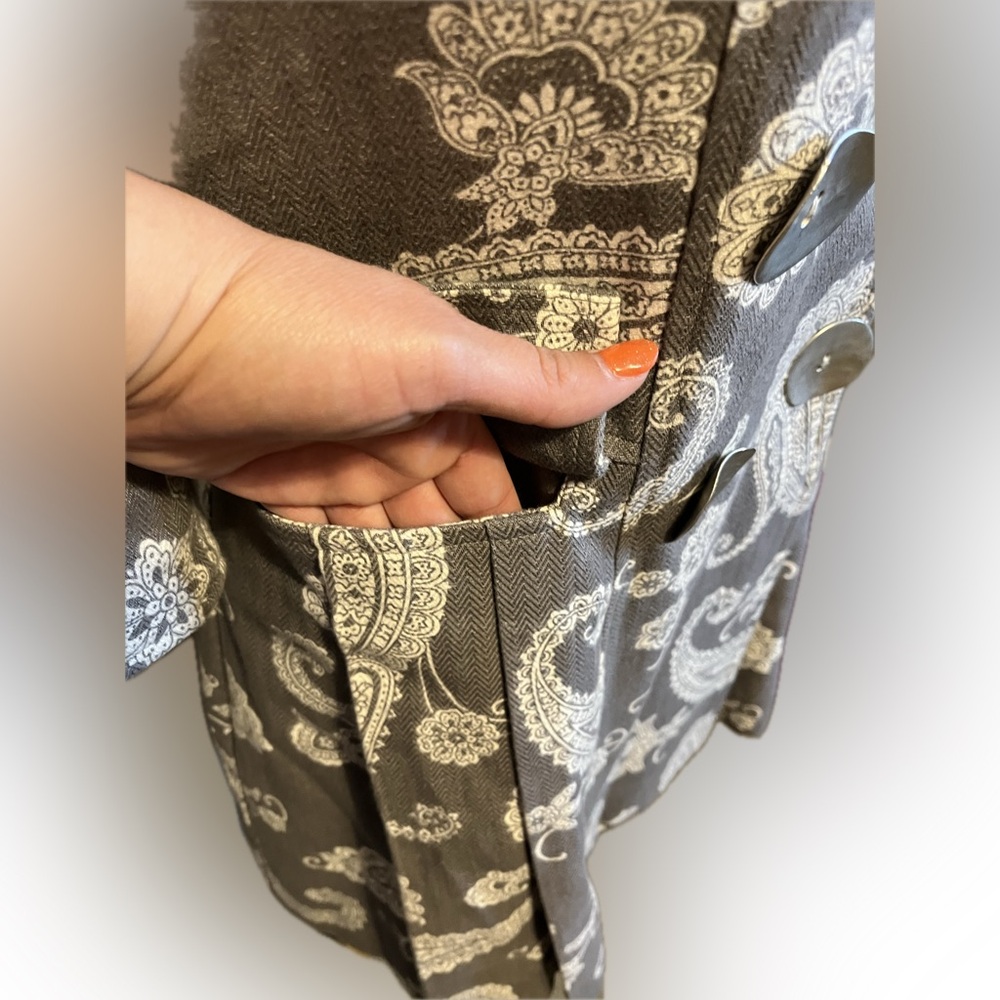 3 Sisters Paisley Tapestry Gray & White Jacket size S - Picture 4 of 14
